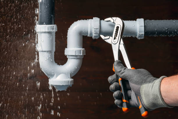 Professional Plumbing technician working in Huntingtown, MD